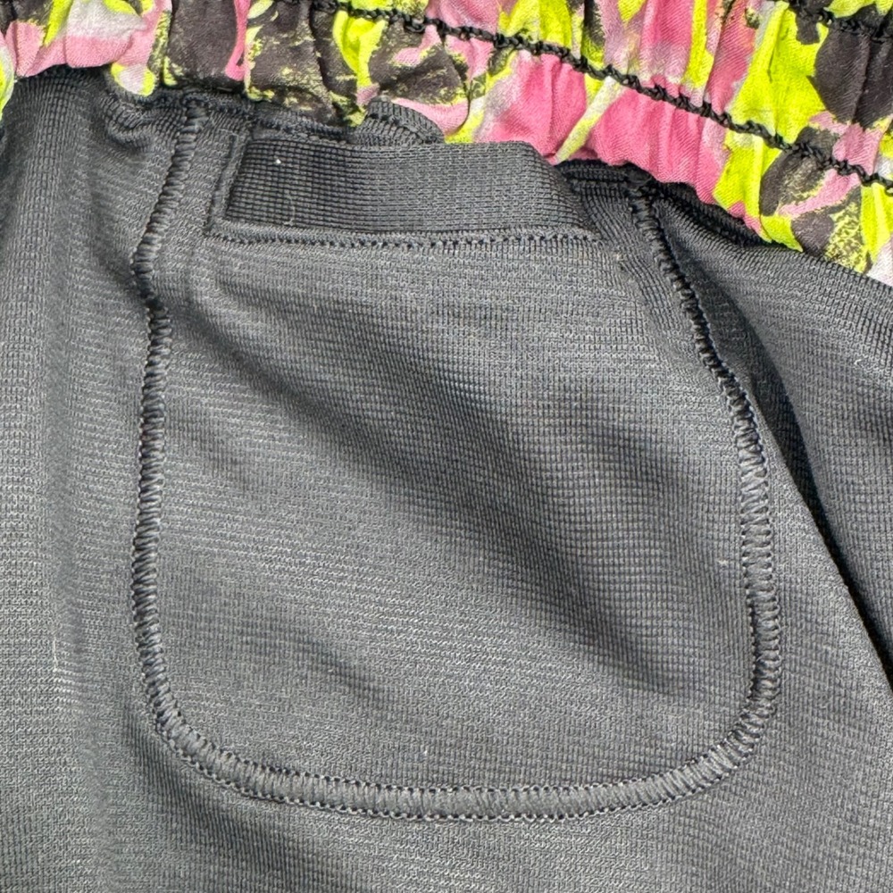 Rare Lululemon Hotty Hot High-Rise Lined Short 4" Size 8 Inflected Highlight - Picture 6 of 11